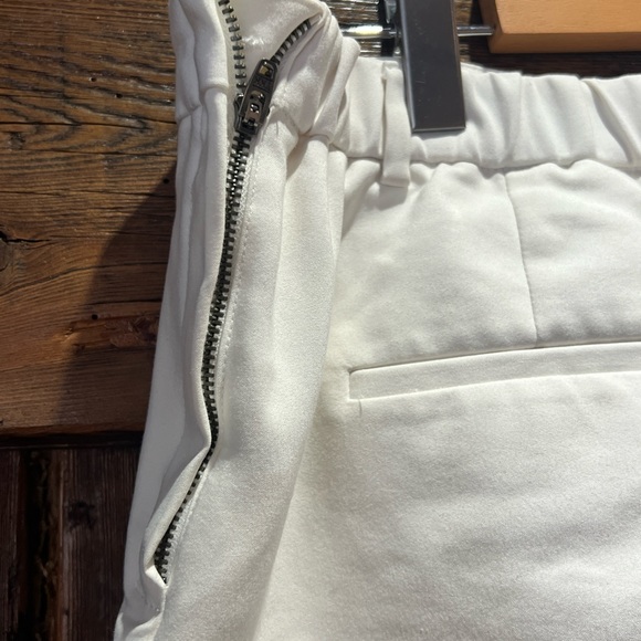 White Ankle Cut Pants Size 4 - Picture 6 of 10